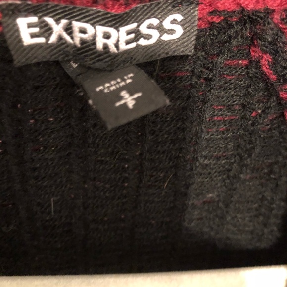 Sweater - Picture 2 of 6